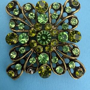 Vintage Green Rhinestone Brooch 1 3/8”x 1 3/8”, Statement Piece, Runway, Unisex